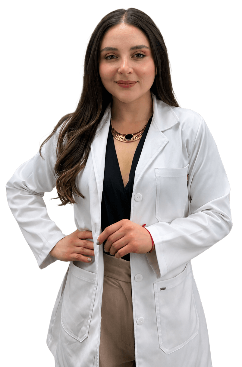 Dra. Maria Camila Rojas en el consultorio de Longeva Medicina Estetica y Funcional